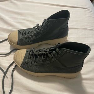 Gola Water Resistant High Tops size 6